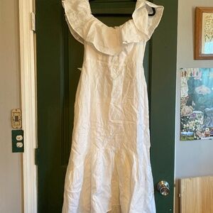 Reformation beautiful white dress never worn tag on